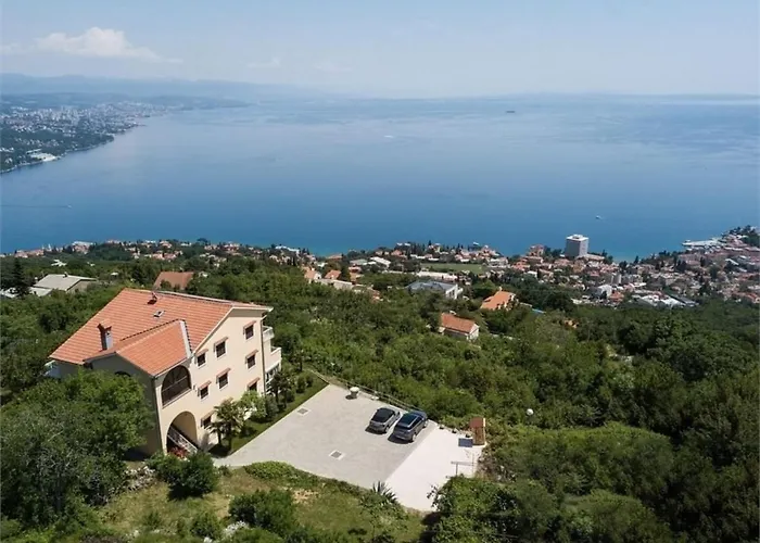 Bela Vista 5 Opatija Διαμέρισμα Breza